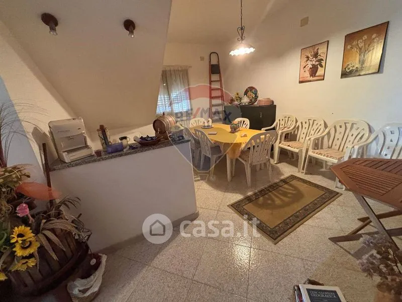 Salle à manger - Bifamiliar Villa with Garden in Caltanissetta