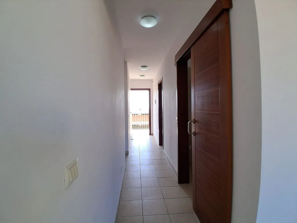 hallway_entrance