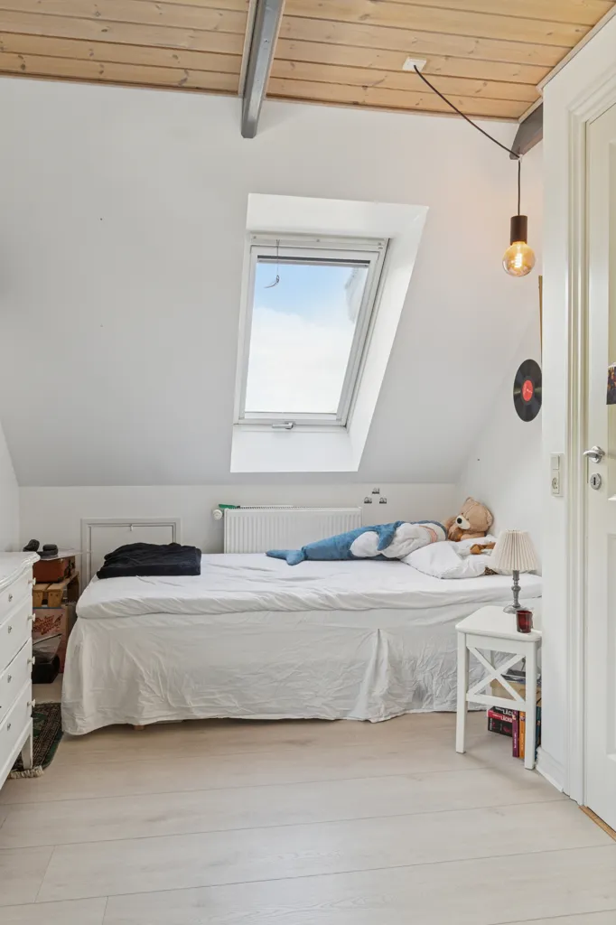 Chambres - Renovated Farmhouse with Open Fields in Låstrup