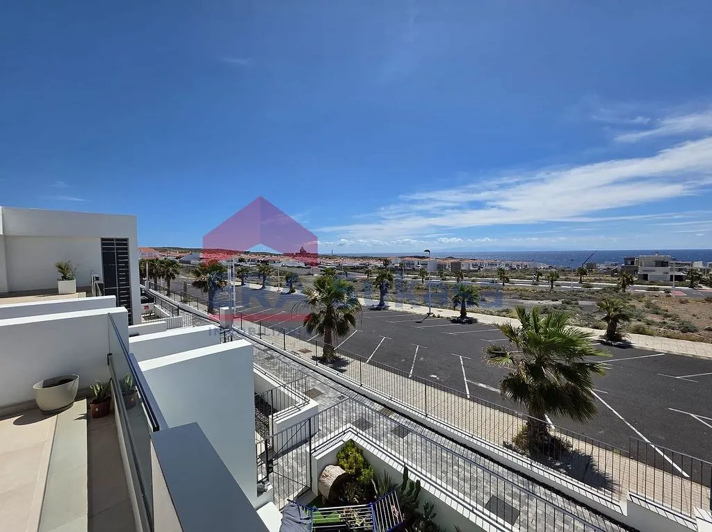 Balcon - Penthouse with Sea View in Avenida Resistiré