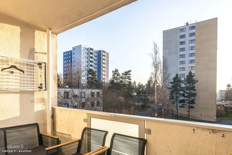 Balcony - Spacious Apartment with Balcony in Vantaa