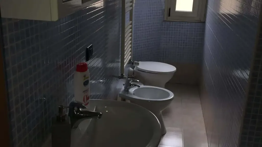 Bathrooms - Furnished Apartment with Balcony in Milan