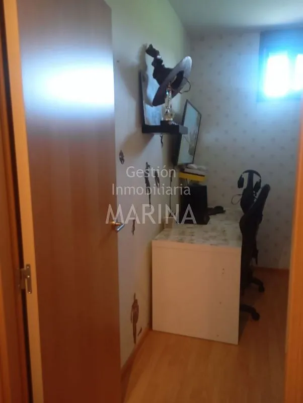 Kabinet - Duplex Apartment with Garage in El Viso de San Juan