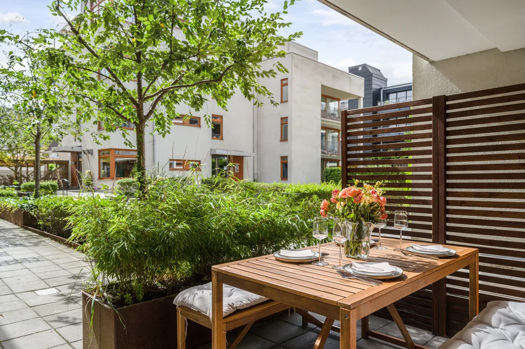 Terrasse - Seafront Apartment with Garden in Söder