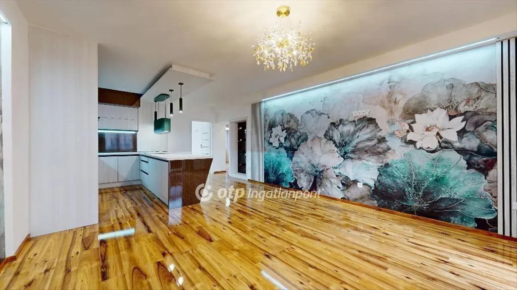 Ingresso - Modernised Apartment with Balcony in Miskolc Centre