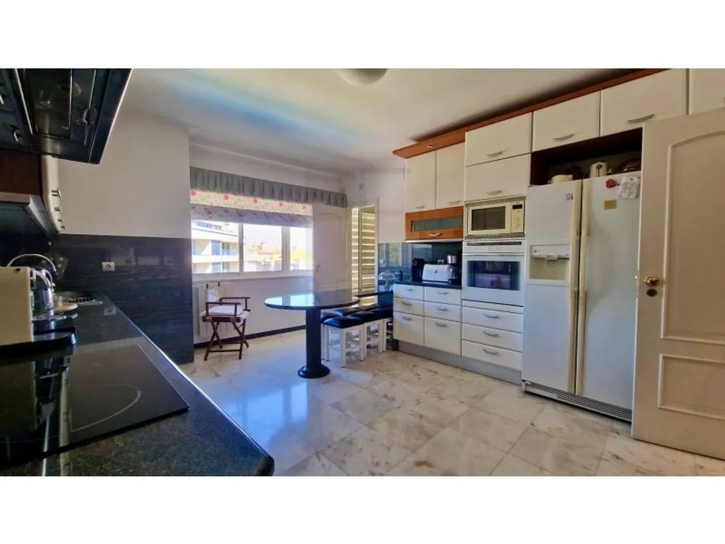 Köök - Luxury Duplex with Sea View in Cascais