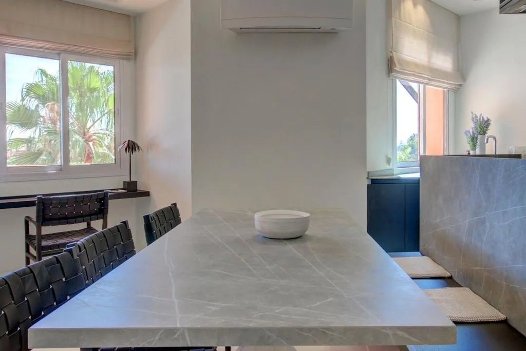 Söögituba - Apartment with Sea View in Estepona