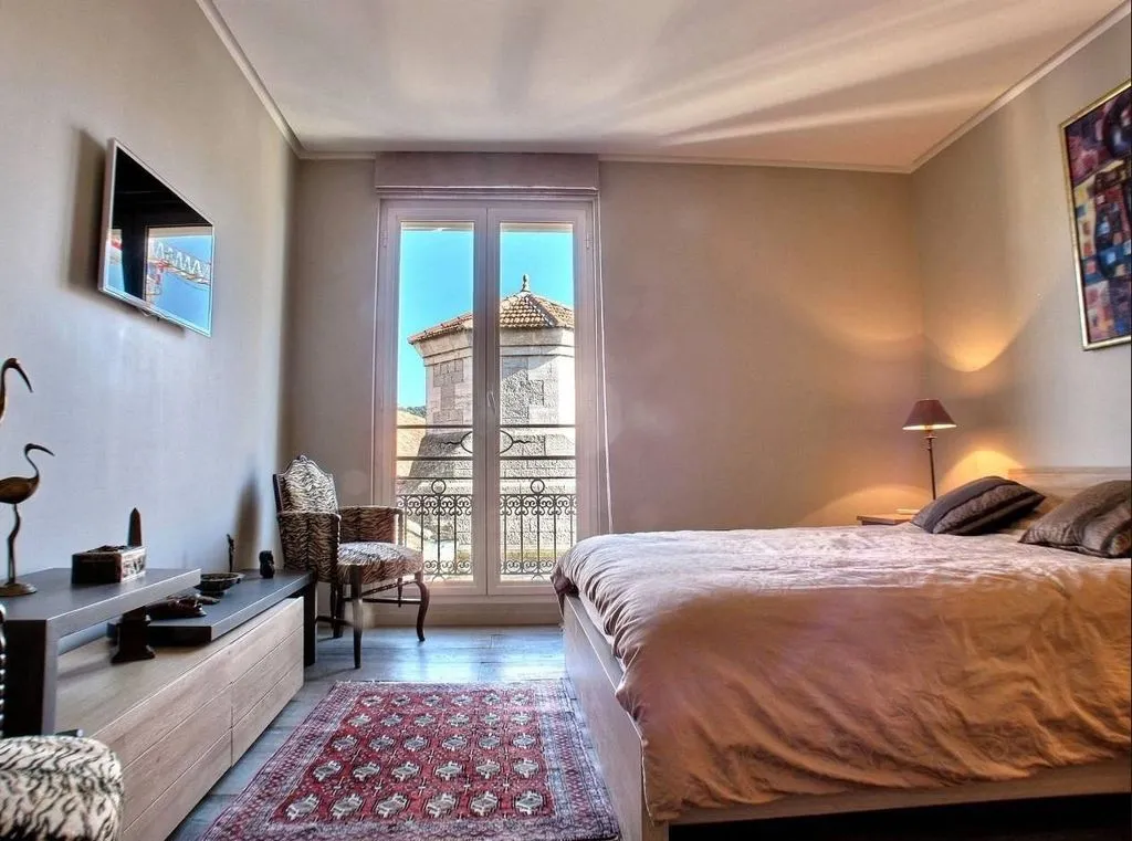 Chambres - Penthouse avec terrasse sur le toit à Cannes
