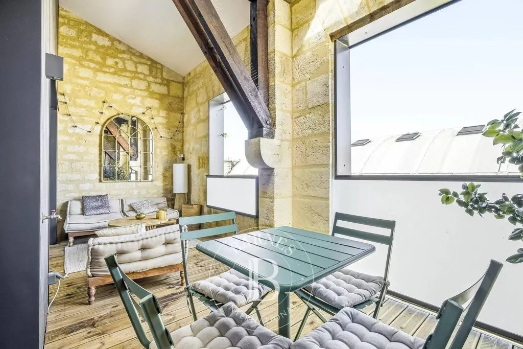 Terrasse - Appartement Luxe Duplex avec Loggia à Bordeaux