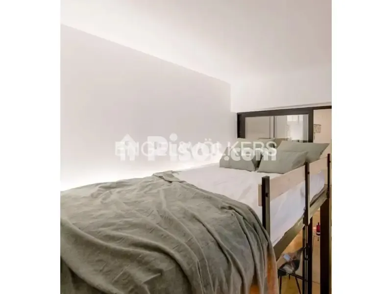 Chambres - Modern Apartment with Balcony in Malasaña
