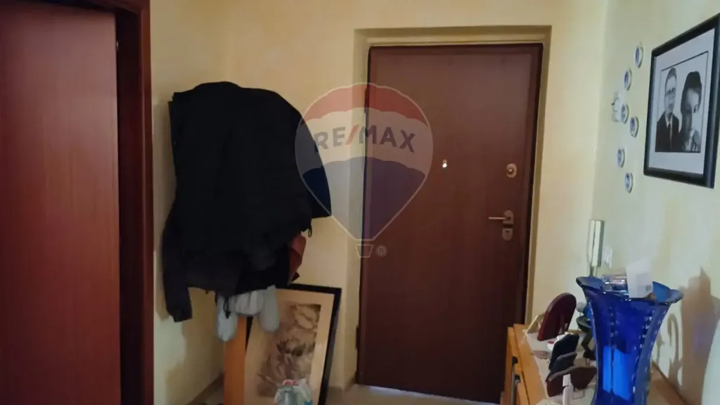 hallway_entrance