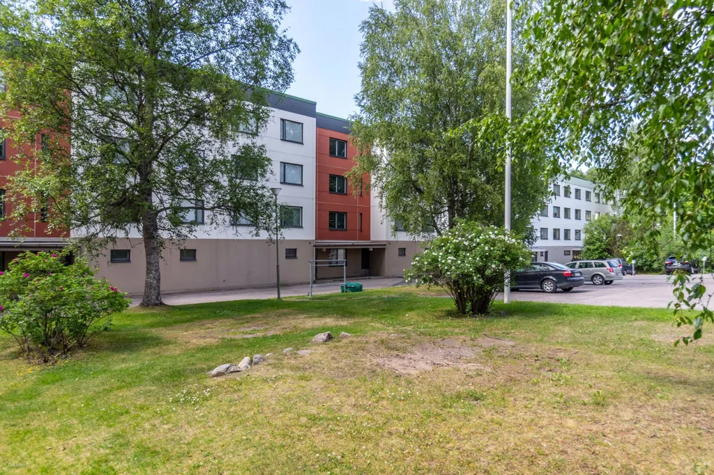 Jardin - Two-Bedroom Apartment with Balcony in Kaukajärvi