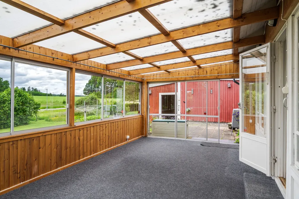 Terrazza - Spacious Bungalow with Garden in Södermanland
