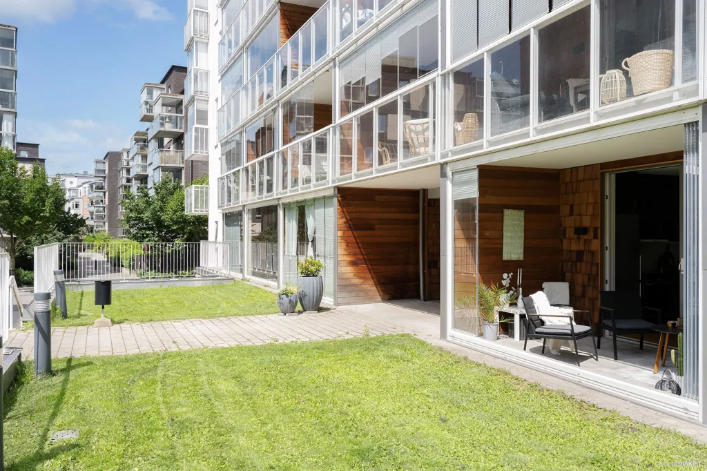 Jardin - Modern Flat with South-Facing Balcony in Nissastrand