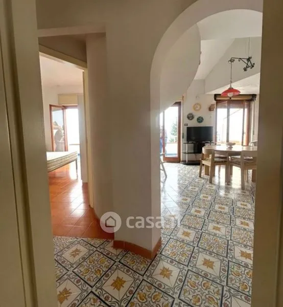 Esik - Apartment with Sea View in Scalea