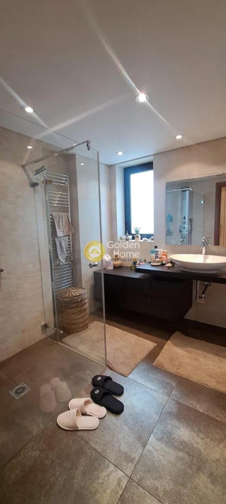 4-room house in GR