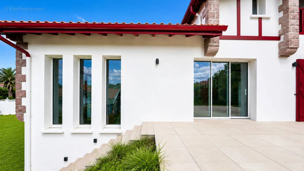 Extérieur - Villa Contemporaine avec Vue Océan et Montagnes à la Côte Basque