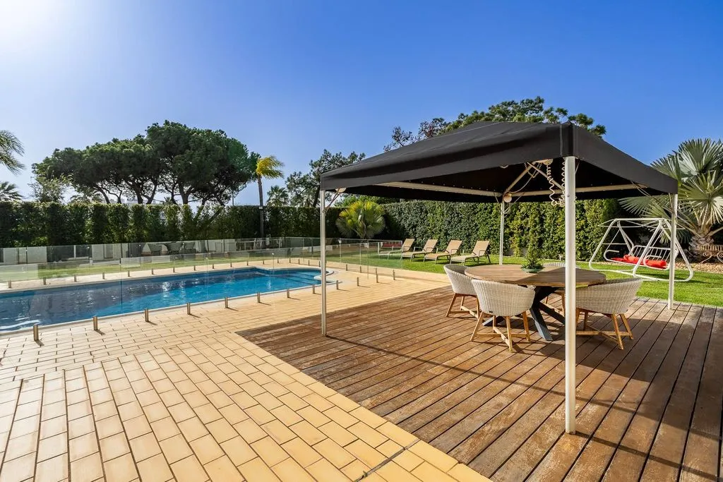 Bassein - Detached House with Pool in Vilamoura