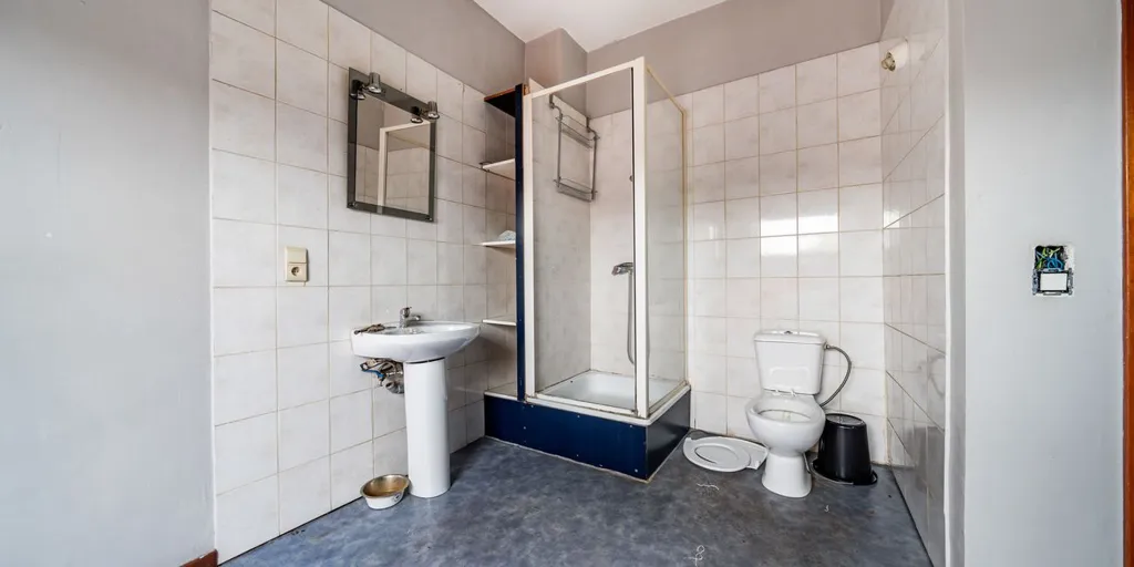 Vannitoad - Mixed-Use Property with Garden in Herstal