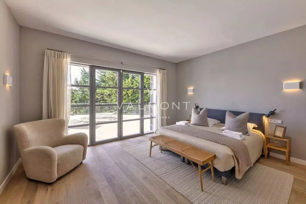 Chambres - Villa de Luxe avec Vue Mer à Cannes