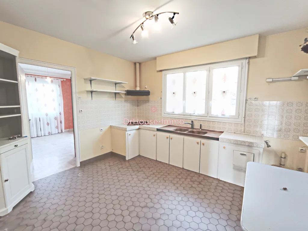 Cuisine - Maison de Charme avec Balcon à Thouars