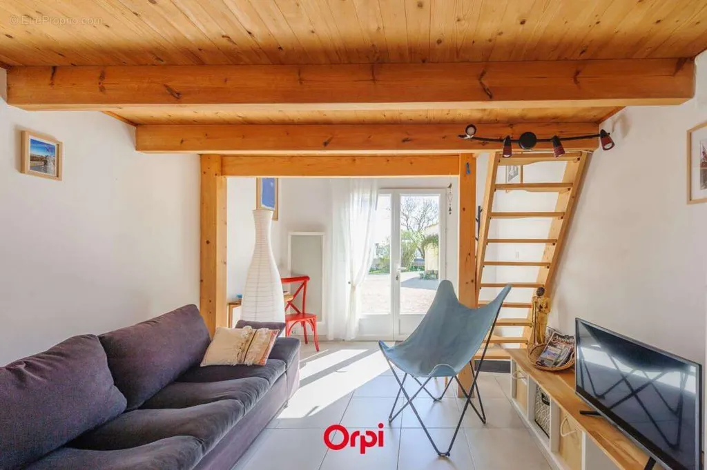 Séjour - Maison Ancienne avec Maisonnette Indépendante près de la Mer