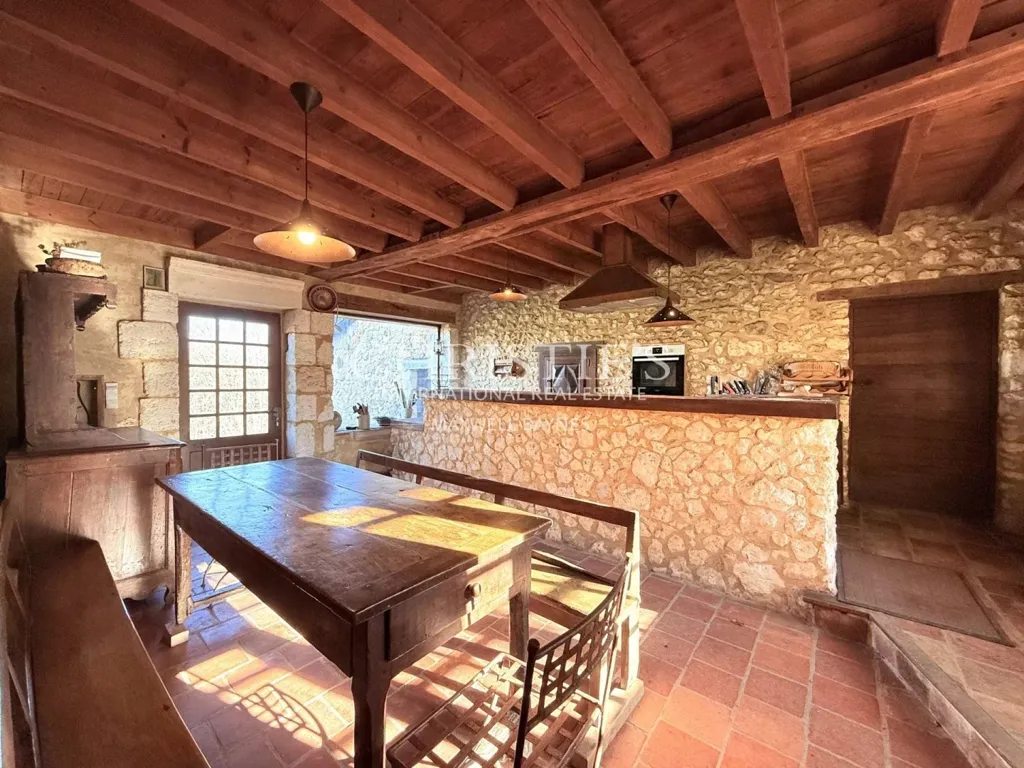 Salle à manger - Demeure du XVIIe siècle avec Piscine au Périgord