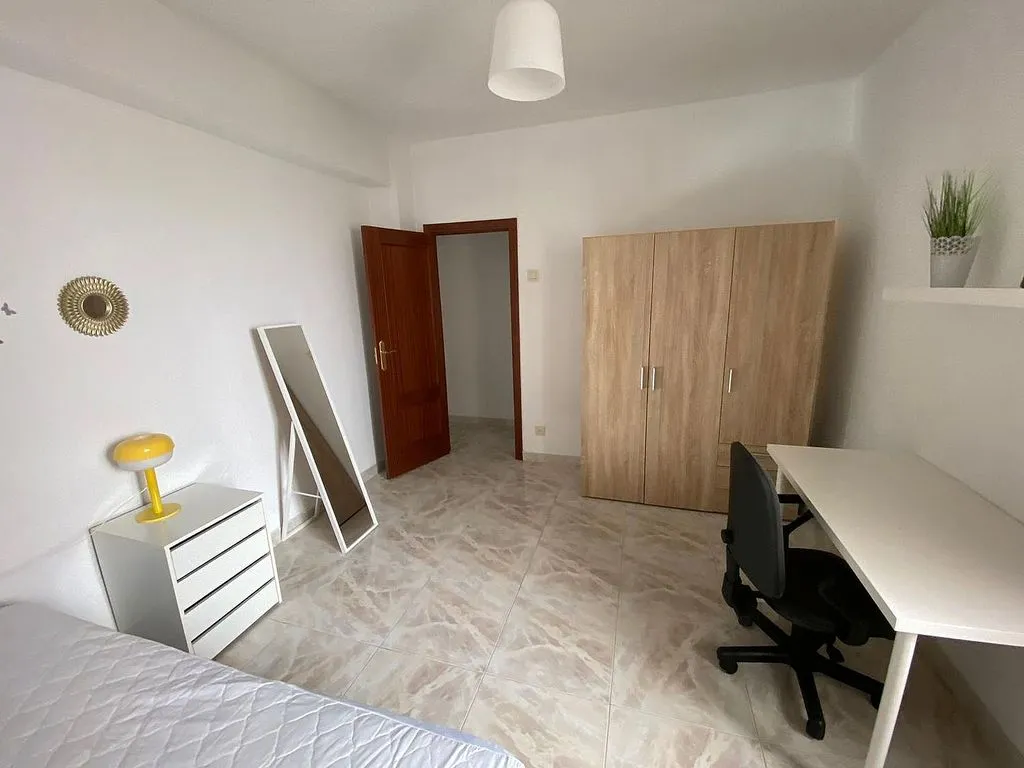 Magamistoad - Student Flat with Ascensor in Pajaritos