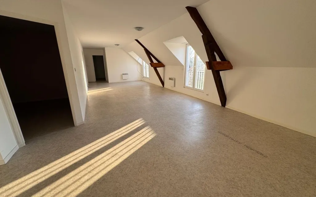 Pièces - Maison de Caractère avec Jardin à Assis-sur-Serre
