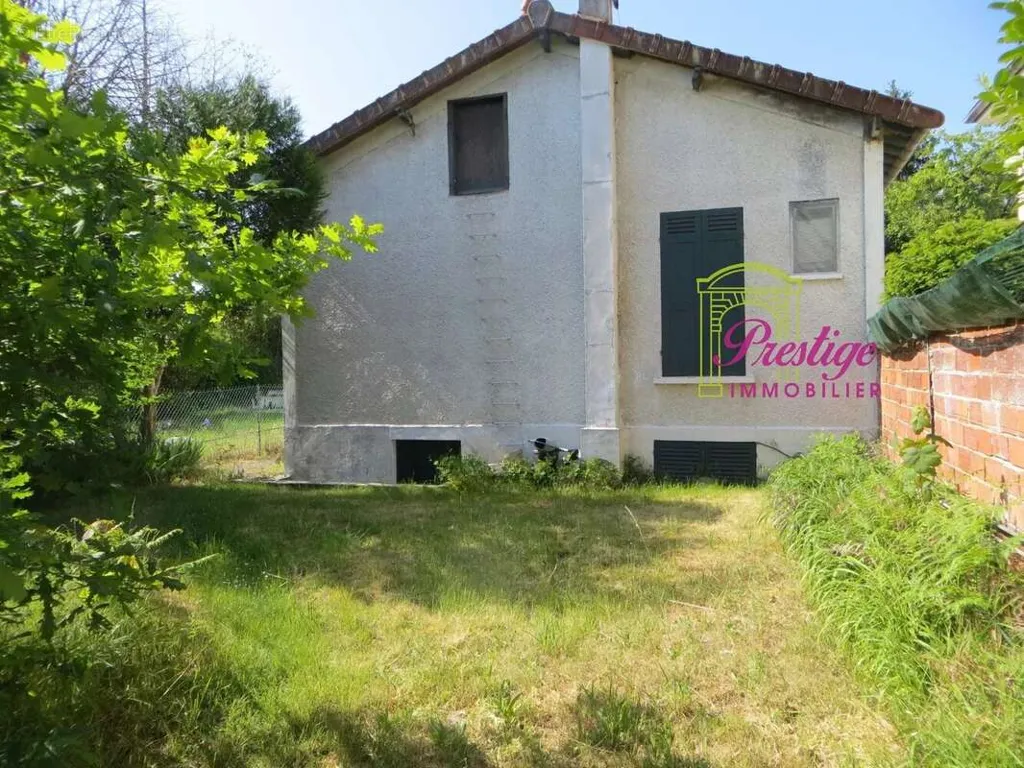 Aed - Luxury House with Greenbelt View in Le Mesnil-le-Roi