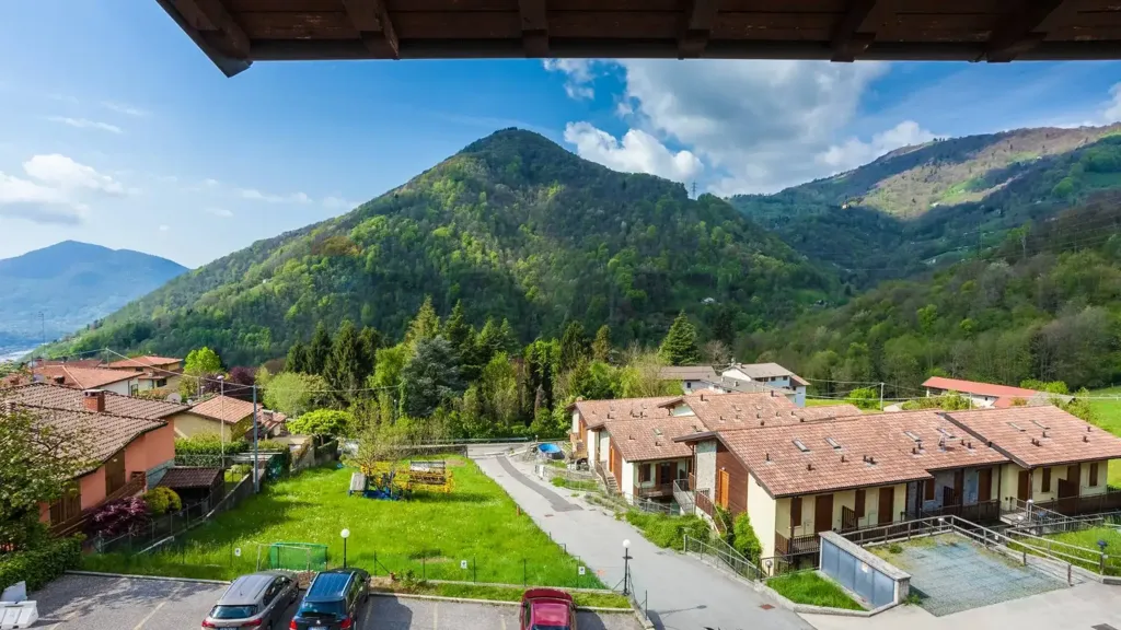 Balcon - Mountain View Apartment with Garden in Orezzo