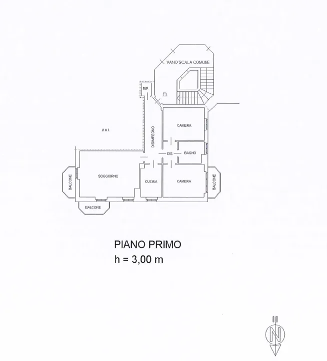 Plan - Trilocale with Balconies in Cantù