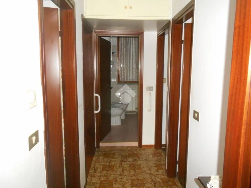 hallway_entrance