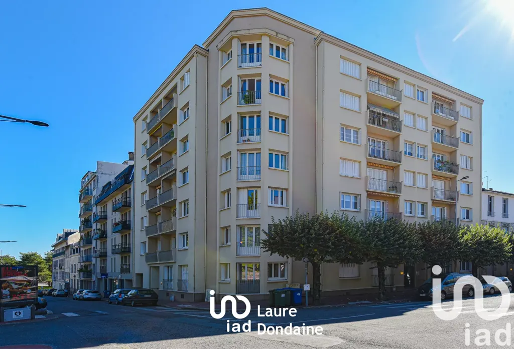 Extérieur - Appartement de 6 Pièces avec Balcons en Centre-Ville