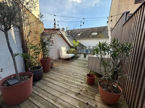Terrasse - Loft de 8 Pièces avec Terrasse en Centre-Ville