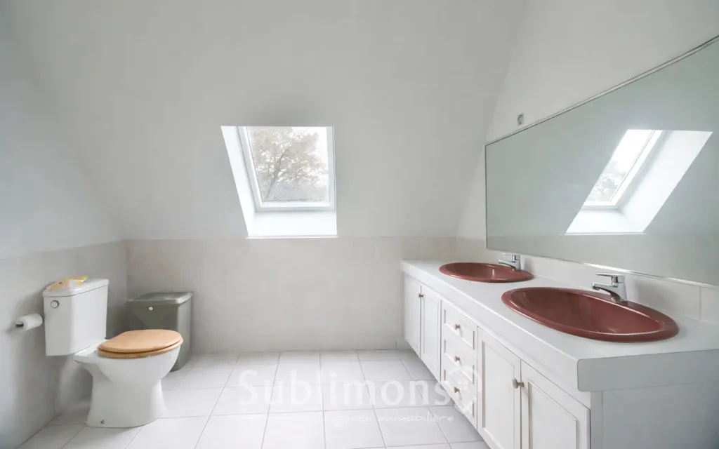Salles de bain - Maison 5 pièces à Arradon