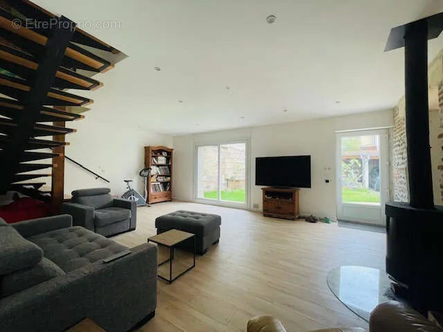 Séjour - Duplex Jardin avec Garage à Toulouse
