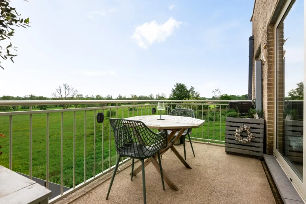 Rõdu - Quiet Apartment with Terrace near De Schorre