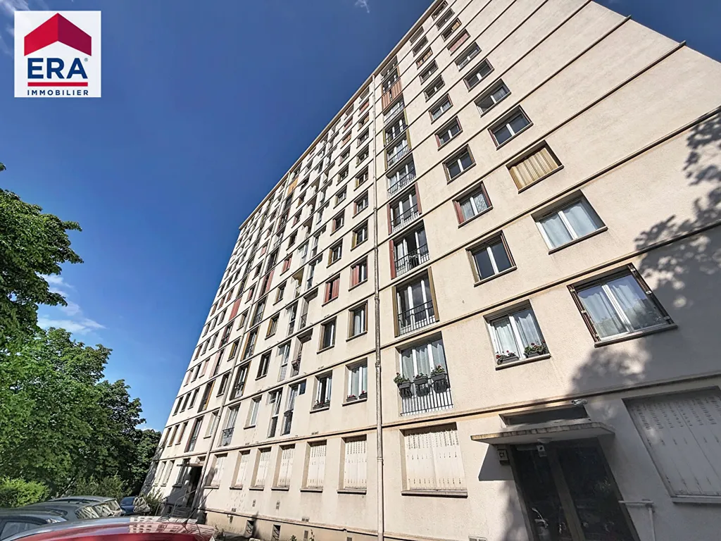 Extérieur - Appartement Rénové avec Loggia à Ivry-sur-Seine
