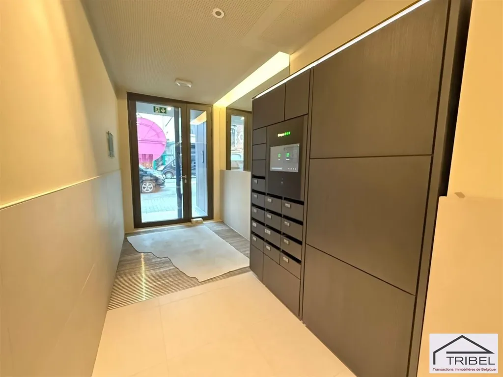 Esik - New Penthouse with Terrace in Uccle