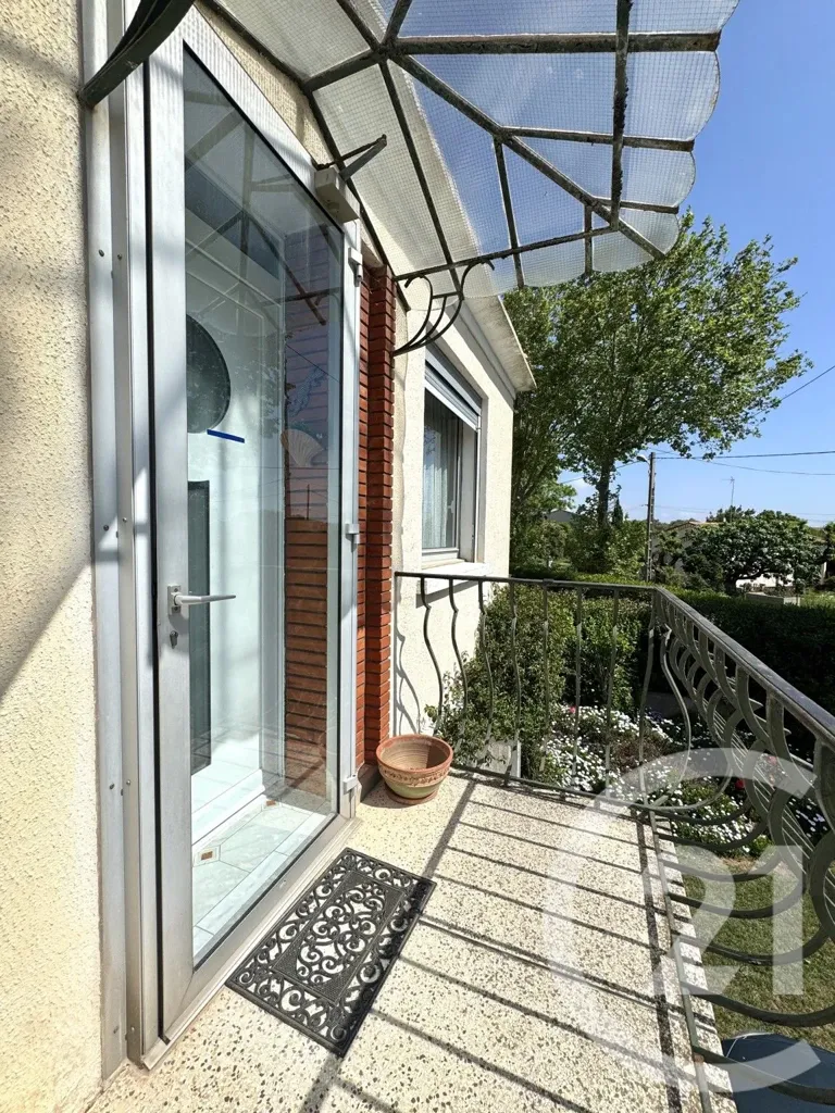 Terrasse - Villa Modulable avec Piscine à Mireval
