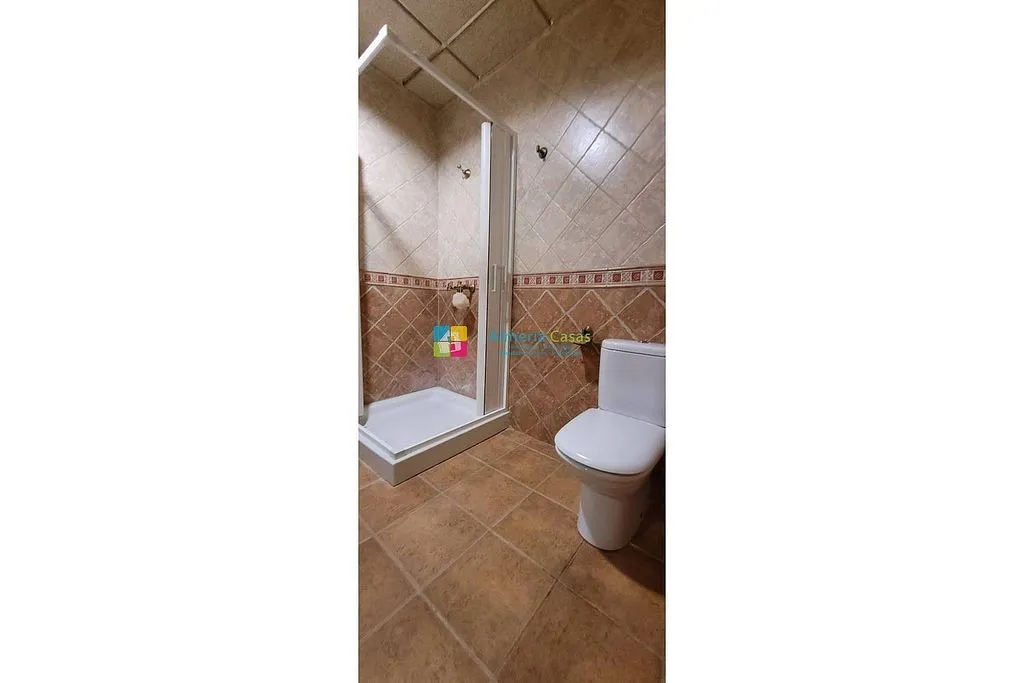 Bathrooms - Chalet with Pool and Terrace in Cantoria