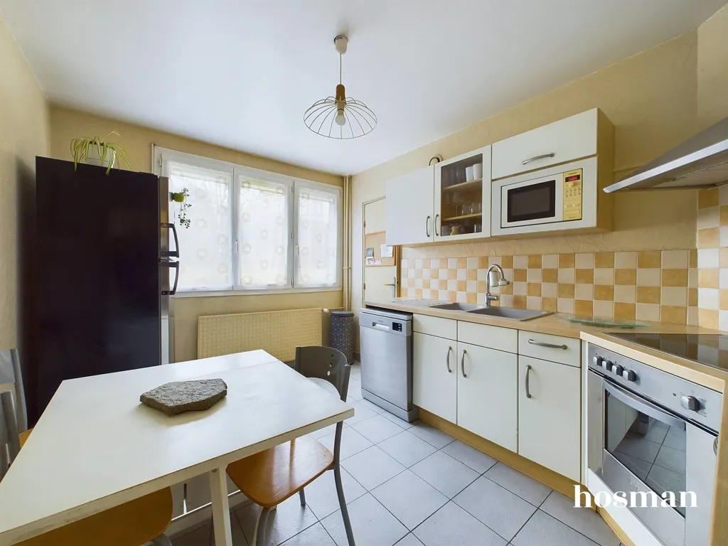 Cocina - Bright 4-Bed Flat with Balcony in Villeurbanne