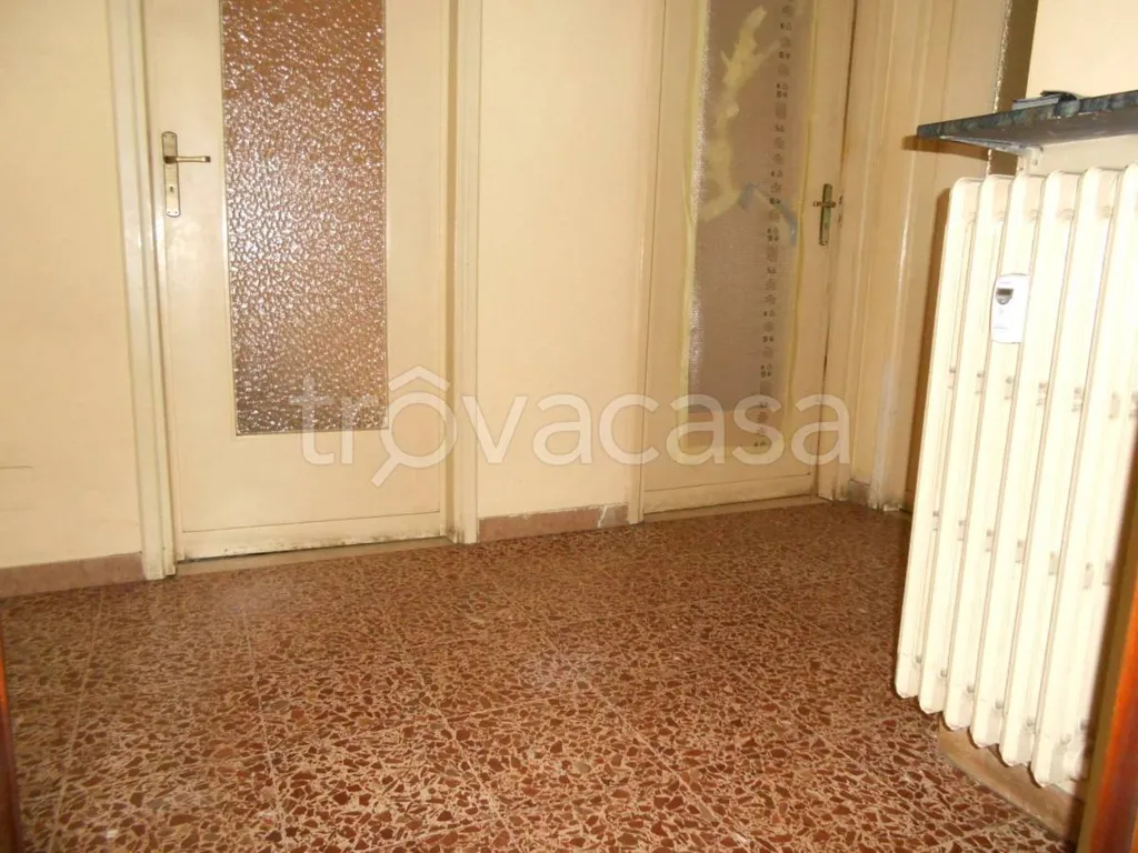 Entrée - Trilocale with Balcony in Rivoli