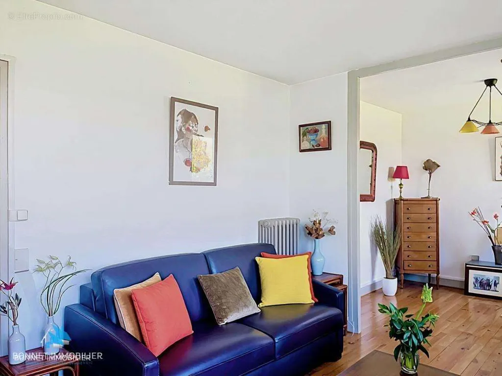 Séjour - Pavillon plain pied avec jardin à Clermont-Fd