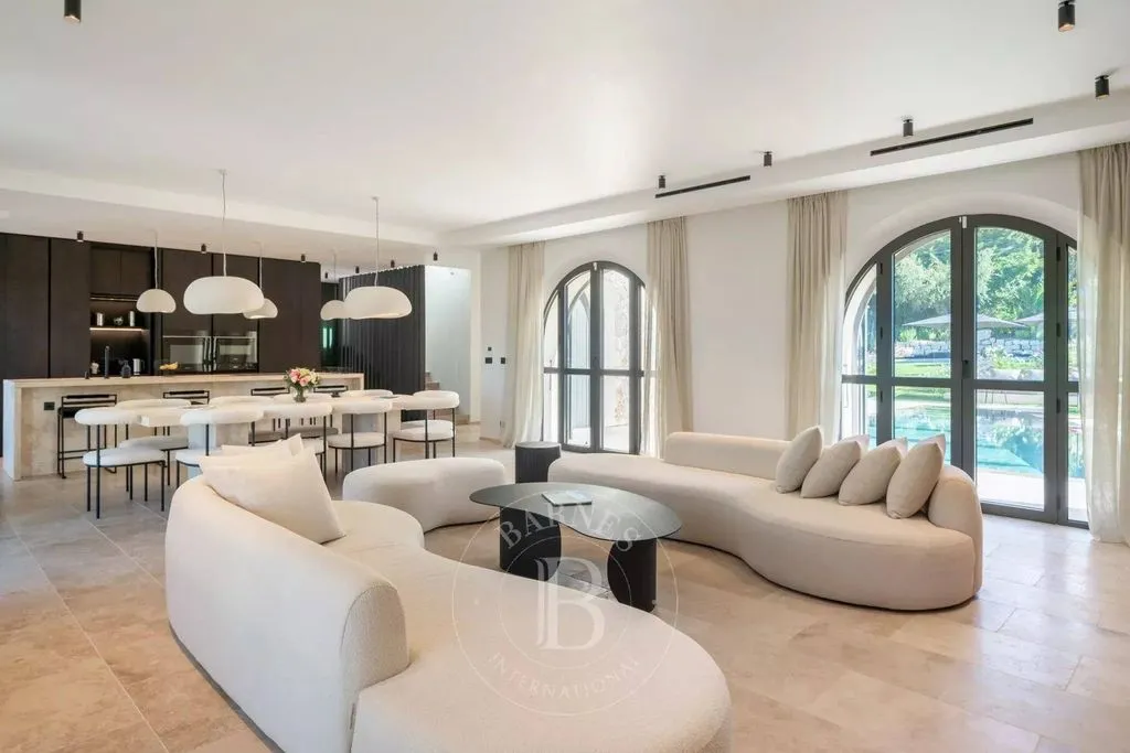 Living Room - Luxury Villa with Sea View at Cap d'Antibes