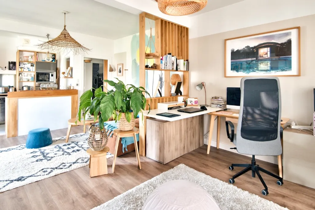 Séjour - Appartement avec Balcons et Vue sur les Collines à Nice Nord
