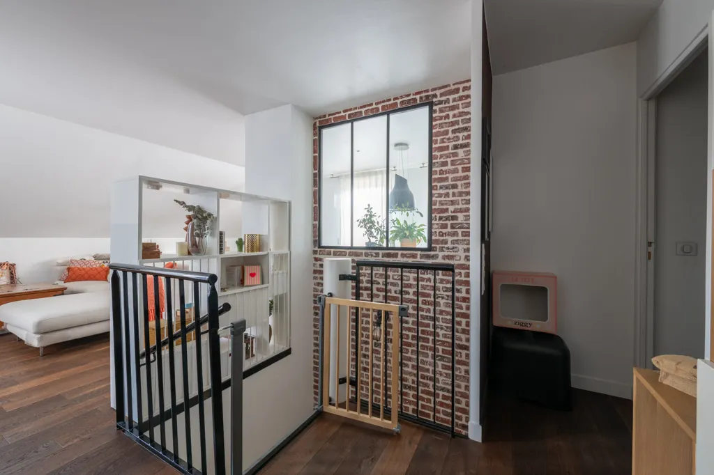 Esik - Duplex with Panoramic Terrace in Longjumeau