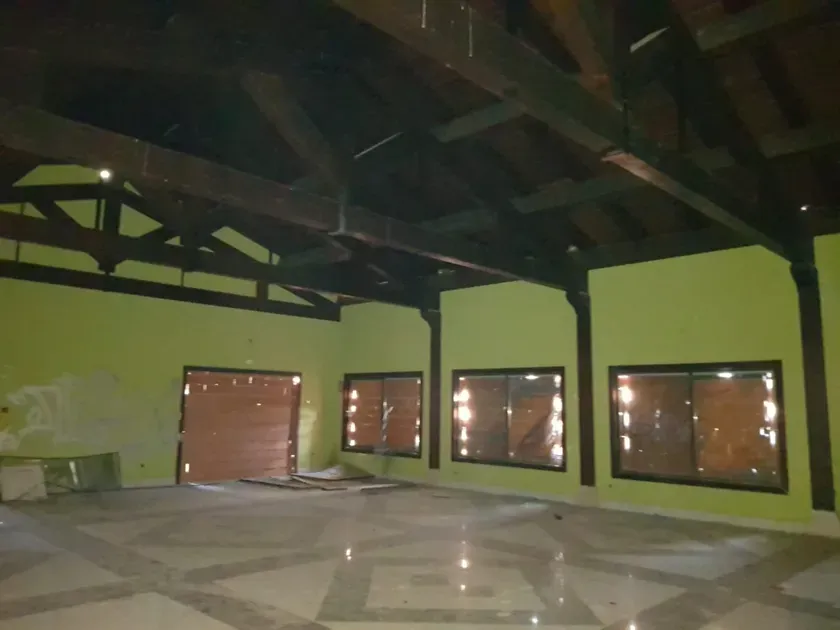 Toad - Restaurant for Renovation in Santibáñez el Alto