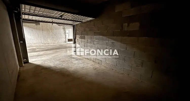 Garaaž - Secure Garage with Badge Access in Montpellier